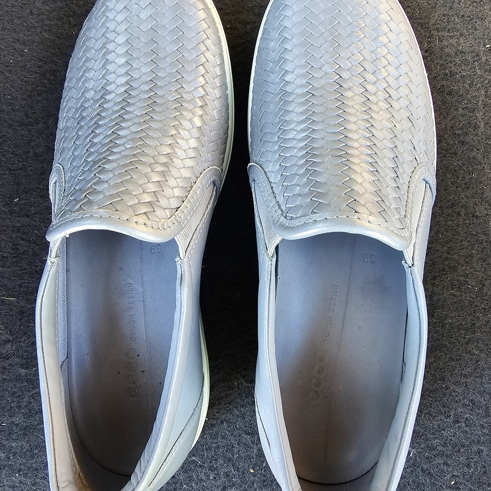 Ecco Women's Silver Woven Slip-On Loafers